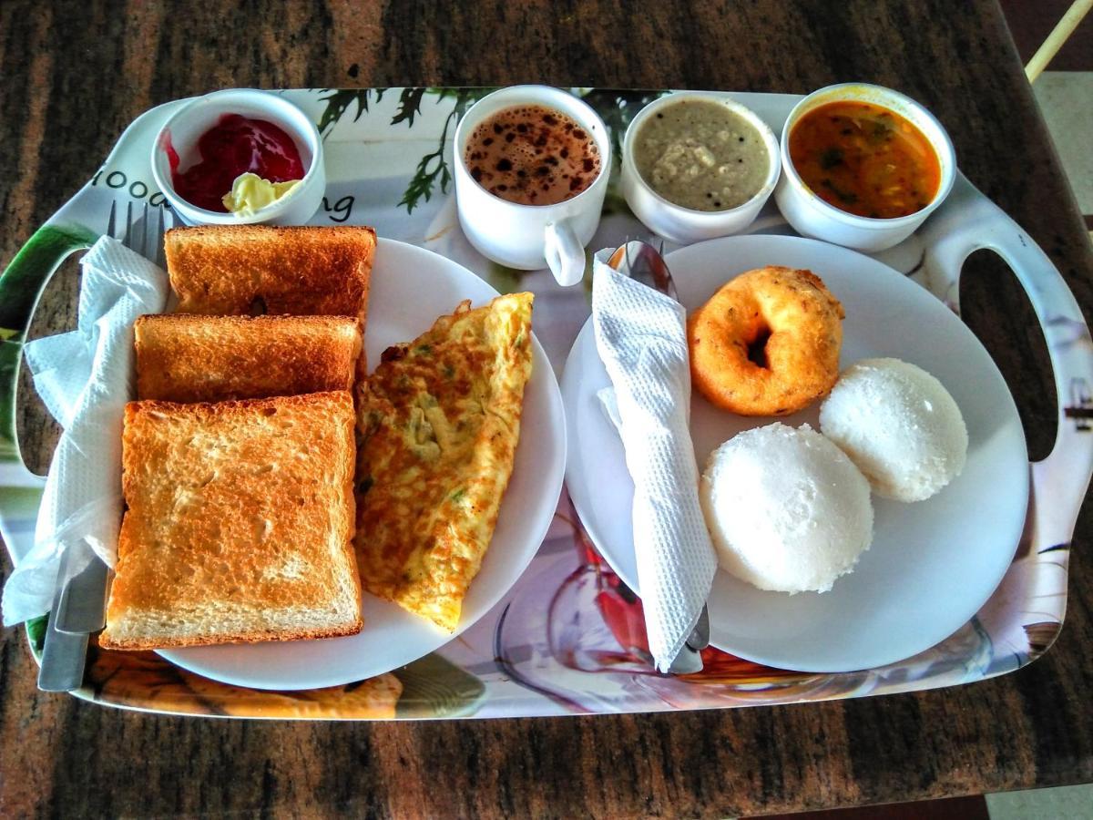 Fabhotel Roselle Inn Lucknow Bagian luar foto