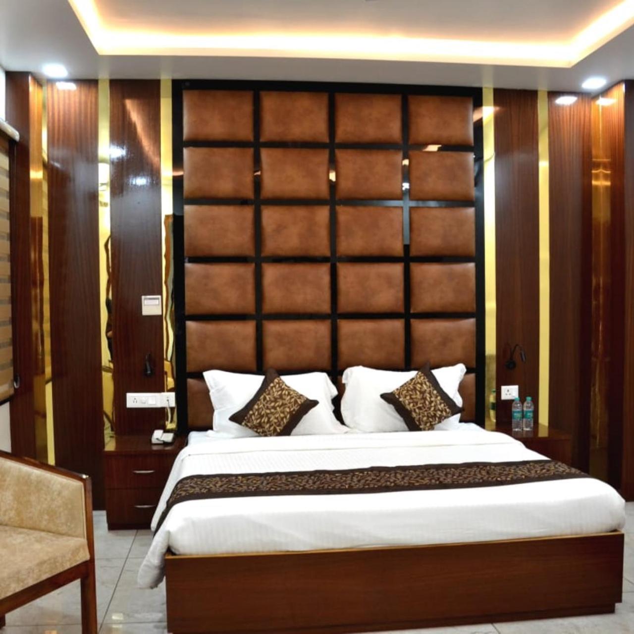 Fabhotel Roselle Inn Lucknow Bagian luar foto
